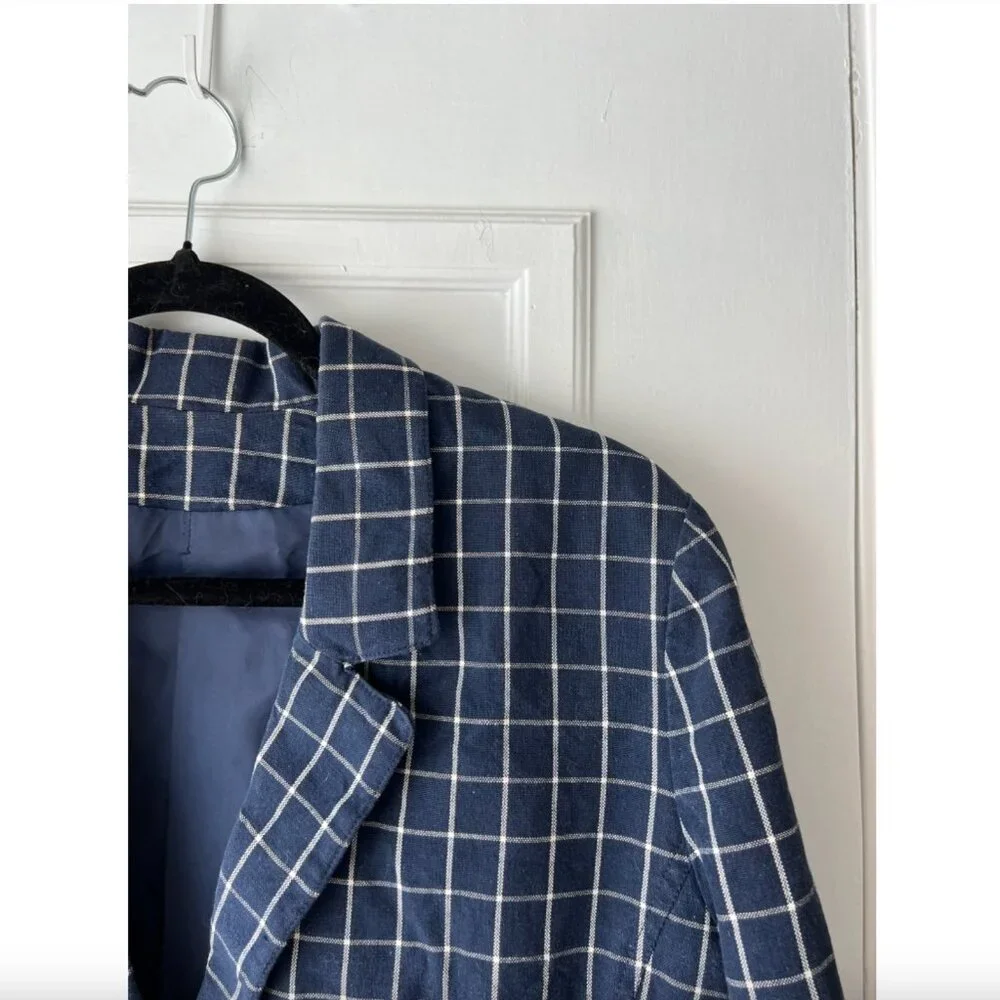 Navy Blazer - Picture 6 of 7